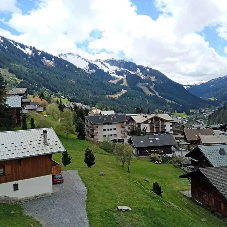 Studio Chatel, 1 Piece, 4 Personnes - Fr-1-198-198 Apartment *