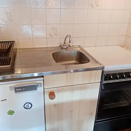 Studio Chatel, 1 Piece, 4 Personnes - Fr-1-198-198 Apartment