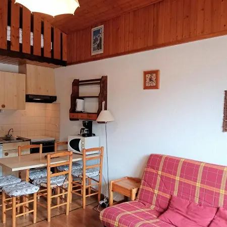 Studio Chatel, 1 Piece, 4 Personnes - Fr-1-198-198 Apartment Chatel